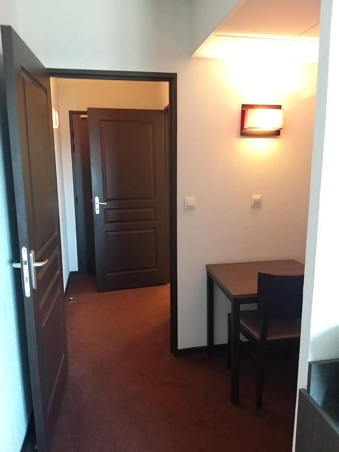 Studio Privatif Dans Hotel Residence Nimes Gare Exterior foto